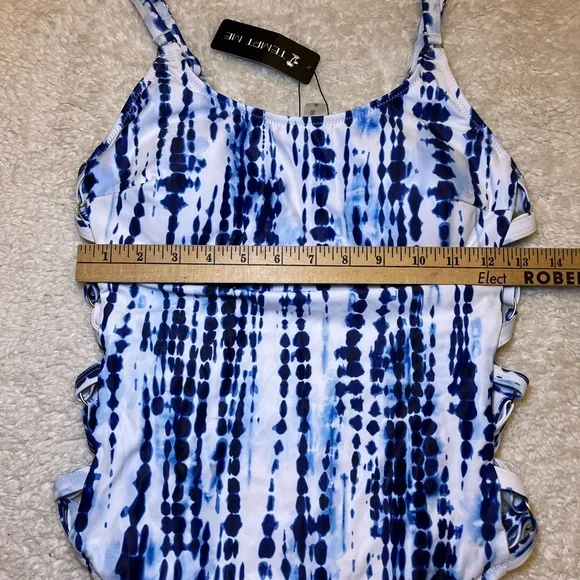 NWT Tempt Me Side Crisscross One Piece - Picture 4 of 11